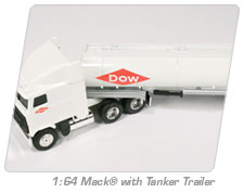 1:64 Mack® with Tanker Trailer